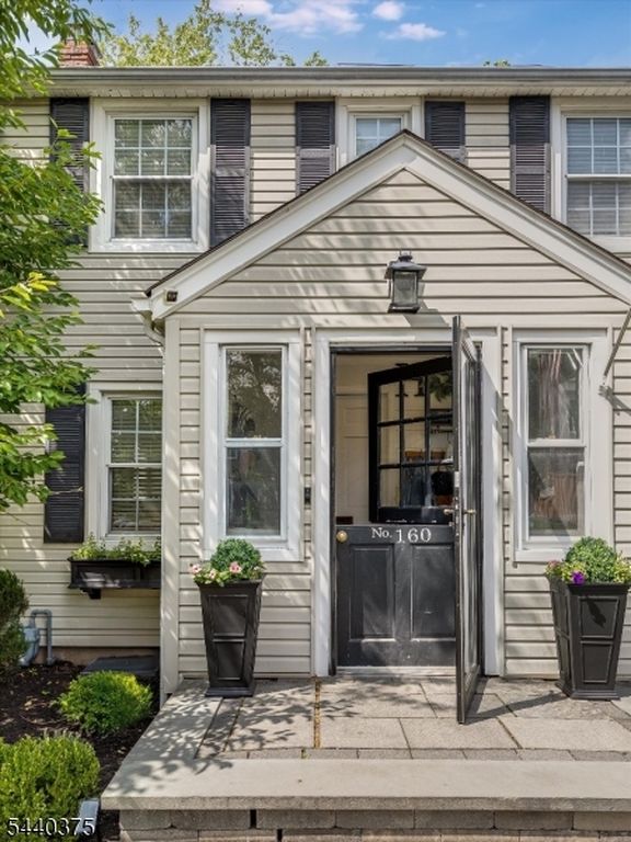 160 Woodland Ave, Verona, NJ - View 3
