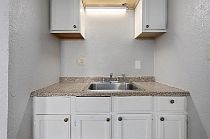 2nd image of 204 E Franklin St #6