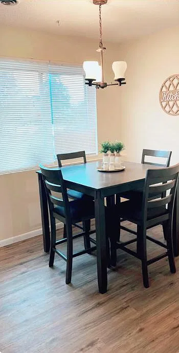 3 bed, 1080 sqft, $980 — Photo 2