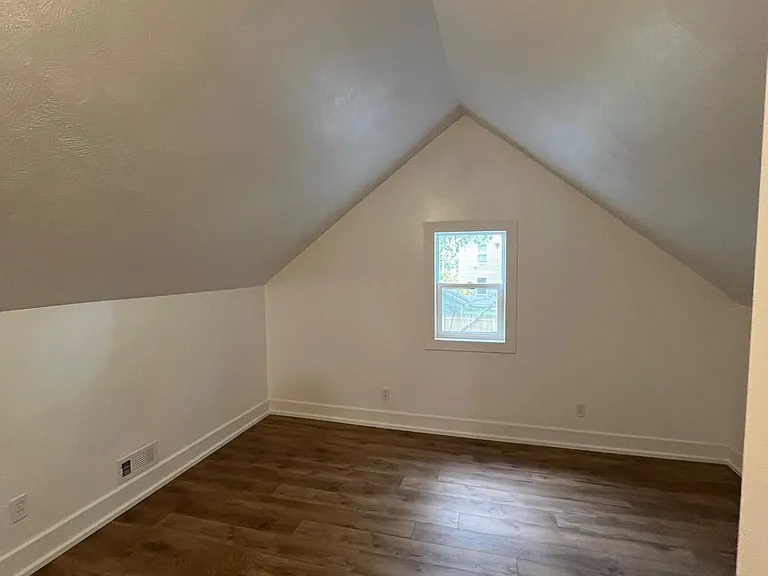 858 Baxter St SE — Photo 23