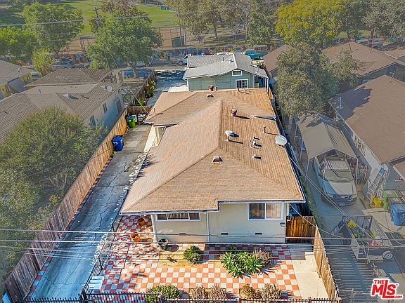 2nd image of 4551 Huntington Dr N