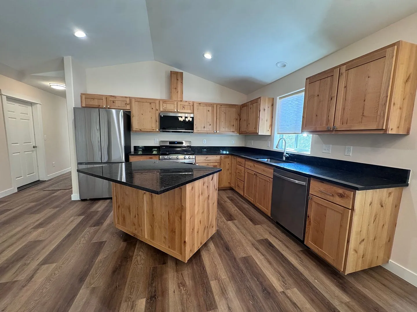 Brand New Home in 55+ Neighborhood — Photo 4
