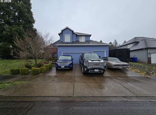 18928 Highland Dr, Oregon City, OR 97045