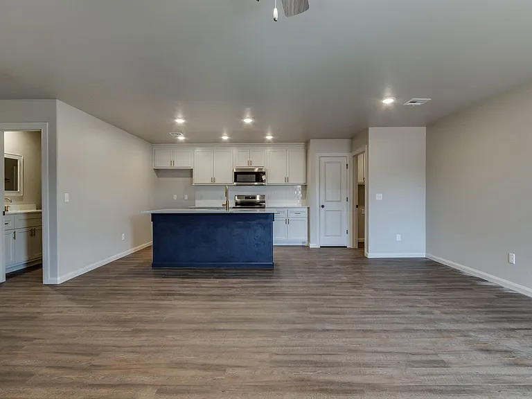 317 Dooley Creek Ln — Photo 6