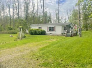 7385 Sutton Rd, Lyons, NY 14489