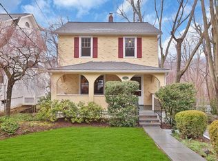 64 Castle Rd, Chappaqua, NY 10514