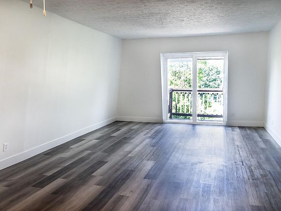 2nd image of 726 Zorn Ave APT 17