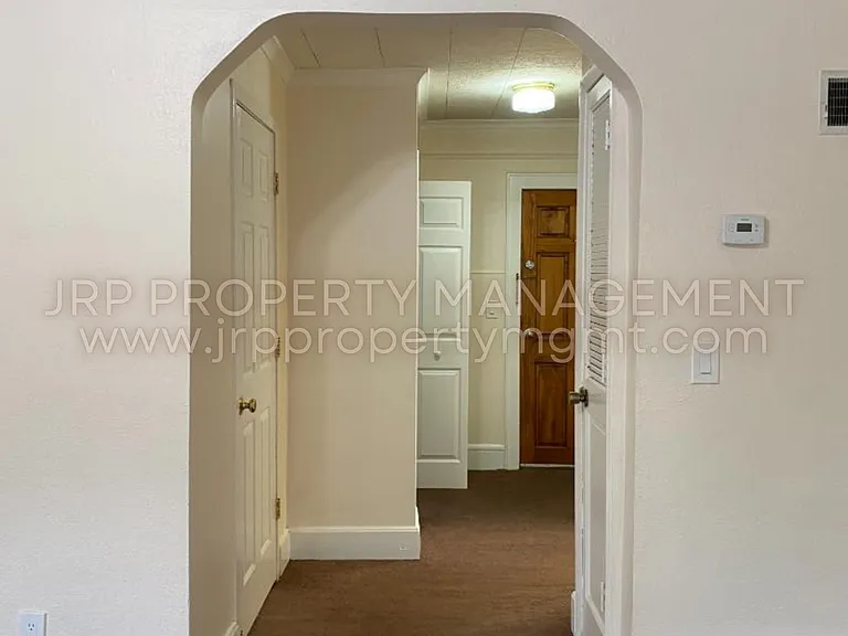 412 N West Ave #2 — Photo 10