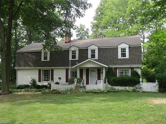 2nd image of 2781 Erie Dr