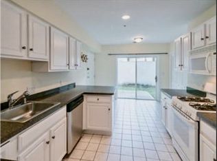 20 Cameron St APT 102, Brookline, MA 02445