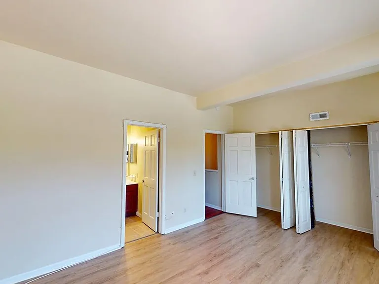 3861 McRee Ave — Photo 37