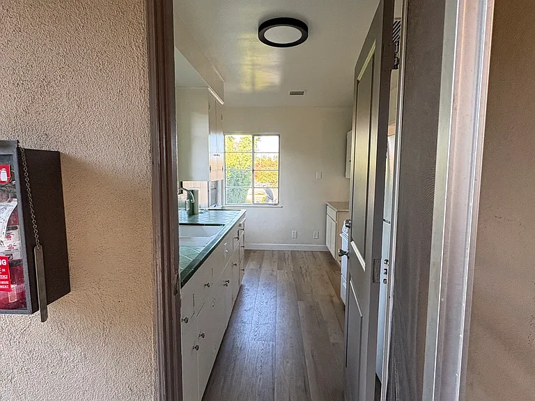 605 N Santa Anita Ave #D — Photo 14