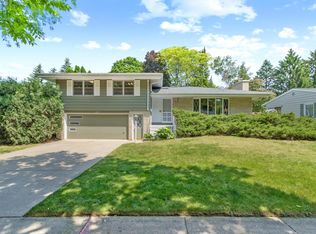 1822 Elka Ln, Madison, WI 53704