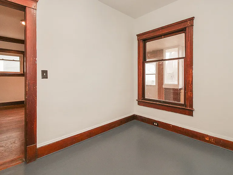 1910 Corning Ave #1 — Photo 17
