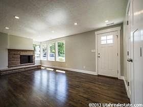 3rd image of 2815 E Apple Blossom Ln
