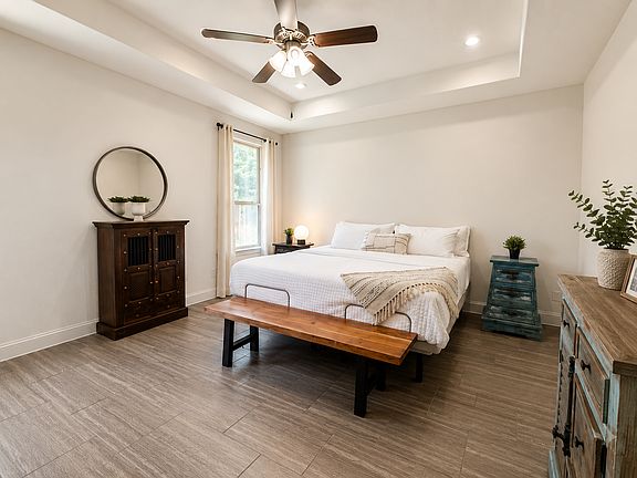 5th image of 1800 Baron Dr