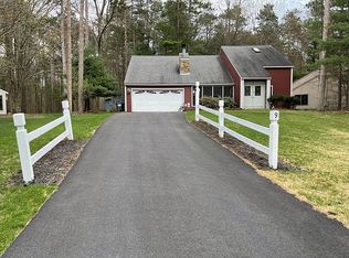 9 Mayapple Way, Malta, NY 12020