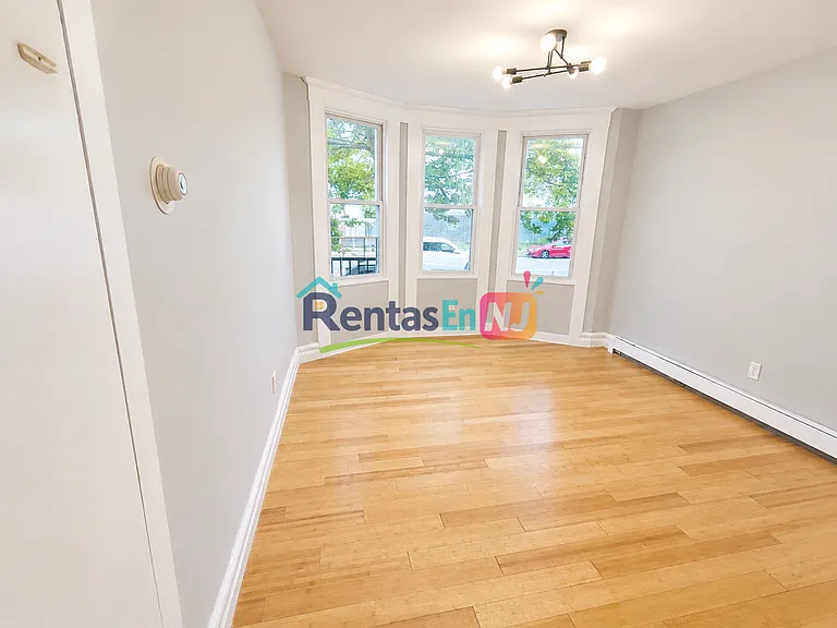 445 Broadway #1B — Photo 6