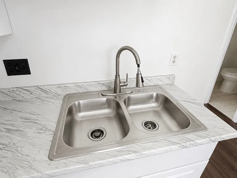 309 Terrace Ave #14 — Photo 13