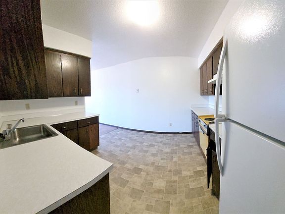 3rd image of 1236 Edgewood Dr #18