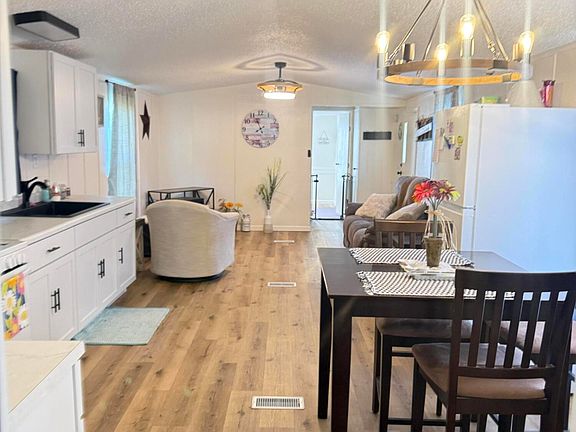 2nd image of 14809 Michigan St Lot 60-23