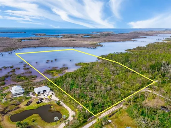 5311 N Western Dr #15, Saint James City, FL 33956