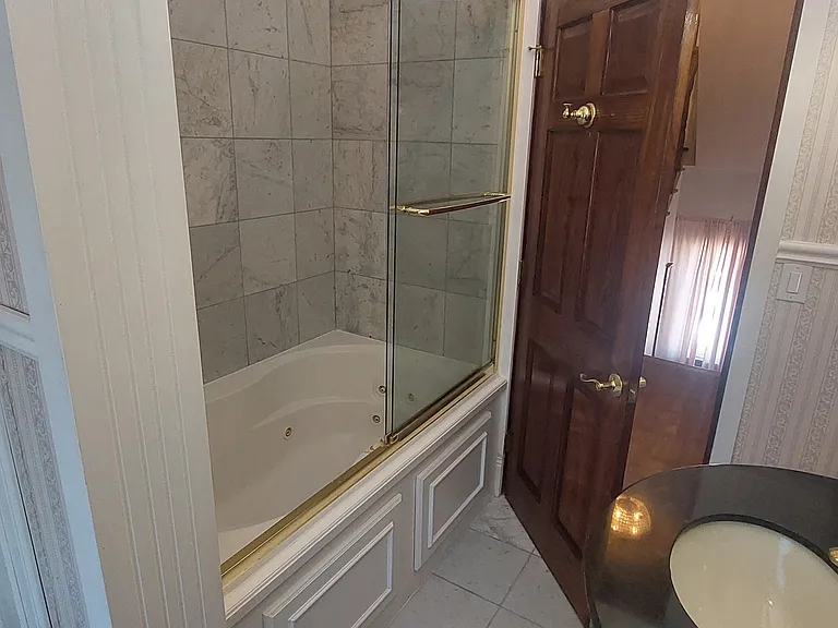 3112 Summit St — Photo 7
