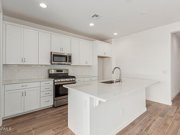 5th image of 40115 W ELM Drive
