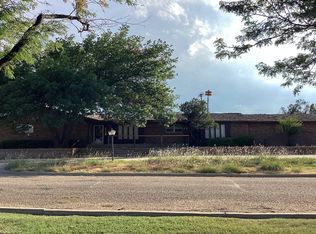 422 S Birge St, Miami, TX 79059