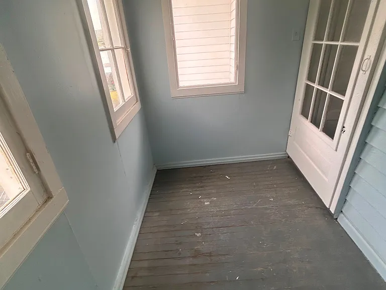 1041 Strong St #1 — Photo 2