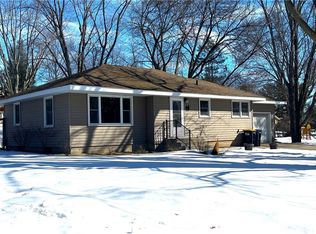 528 Linn St, Prescott, WI 54021