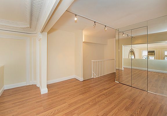 5th image of 17 E 70th St #2A