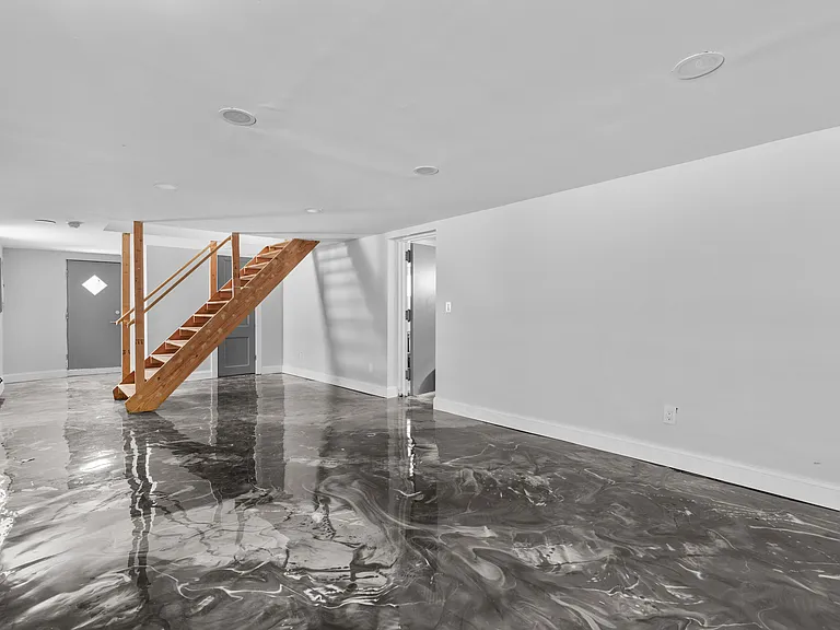119 Belmont Ave — Photo 18