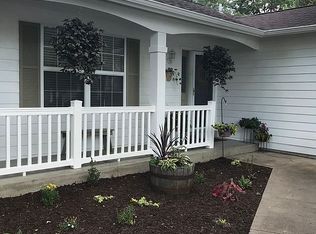 14 Cambourne Ct, Saint Peters, MO 63376