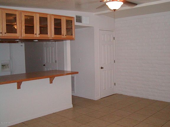 5th image of 2690 N Fontana Ave