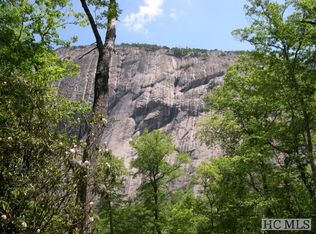 48 E Valley Dr, Sapphire, NC 28774