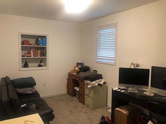 3rd image of 1128 Lexington Ave