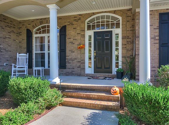 2nd image of 135 Golden Oak Dr
