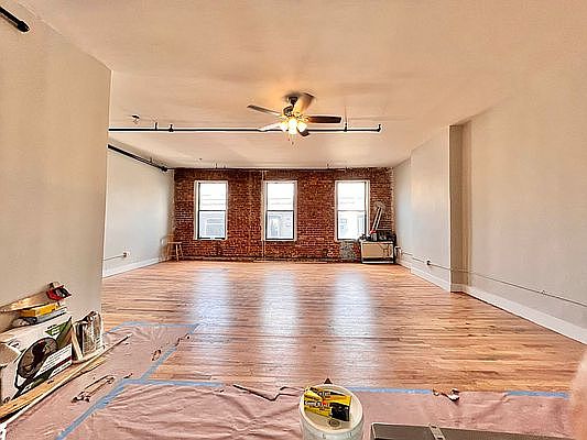 2nd image of 1131 Myrtle Ave APT 301