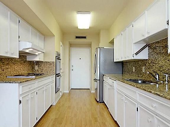5th image of 3525 Turtle Creek Blvd APT 5D