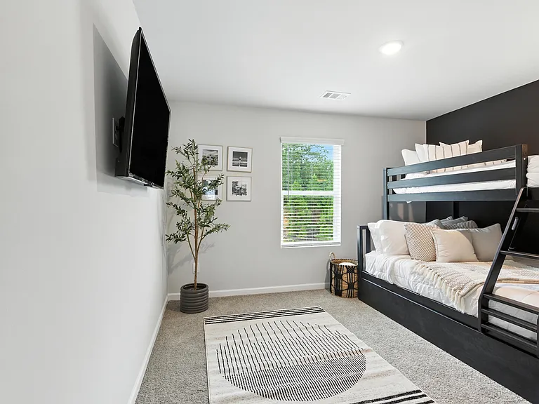 611 W Vincent Dr — Photo 12