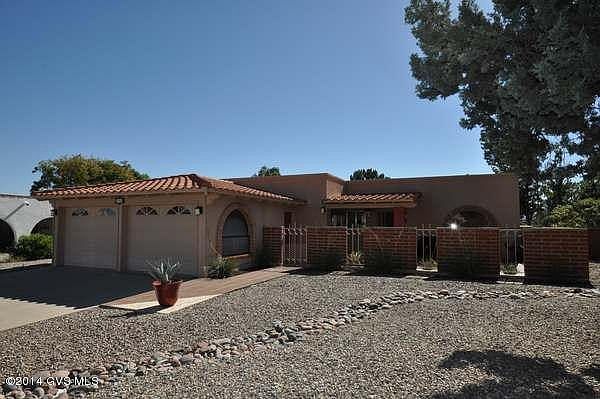 1st image of 326 E Paseo De Golf