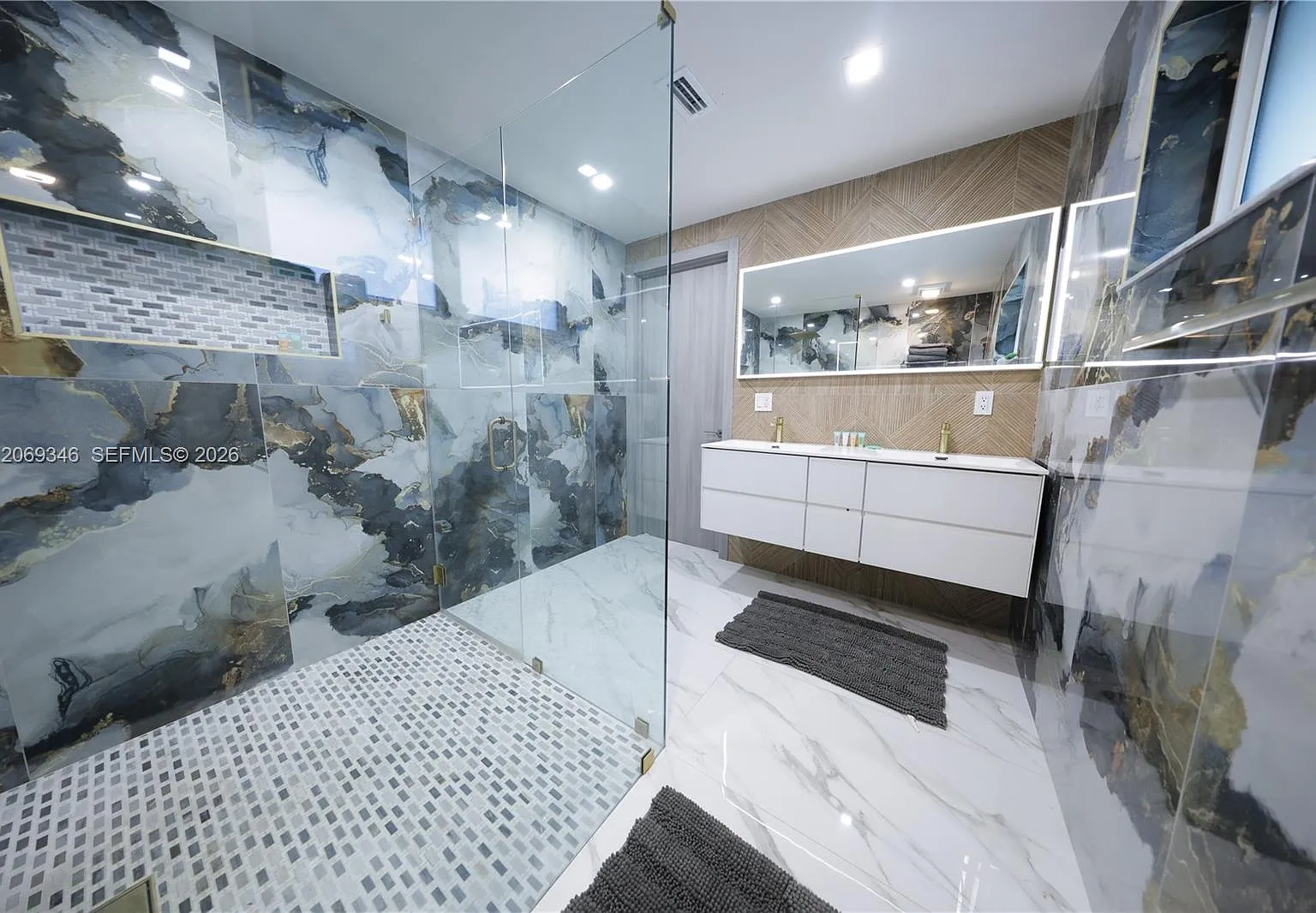 6 bed, 3500 sqft, $17,000 — Photo 3