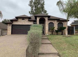 8913 Coral Hills Dr, Laredo, TX 78045