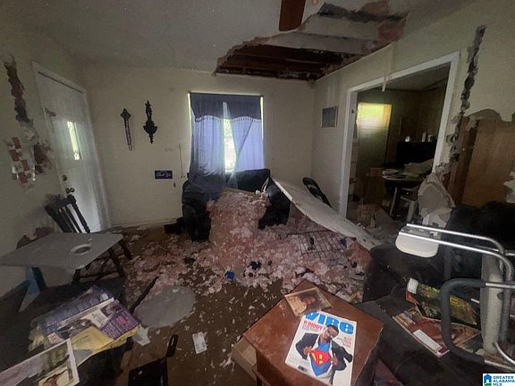 2nd image of 1415 Brooke Ave