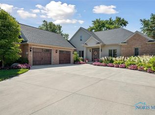 113 Riverside Dr, Maumee, OH 43537