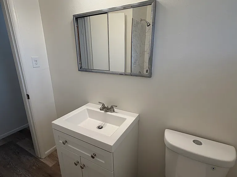 300 W Willetta St #15 — Photo 13