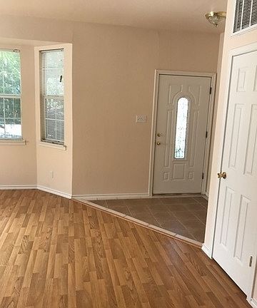 2nd image of 507 W Norwood Ct