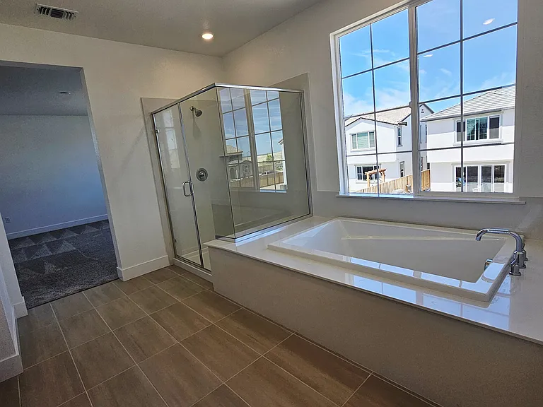 Master Suite Bathroo.