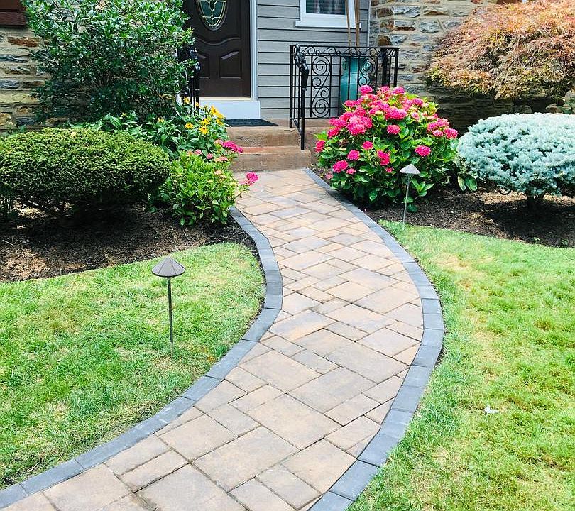 1st image of 412 Rices Mill Rd